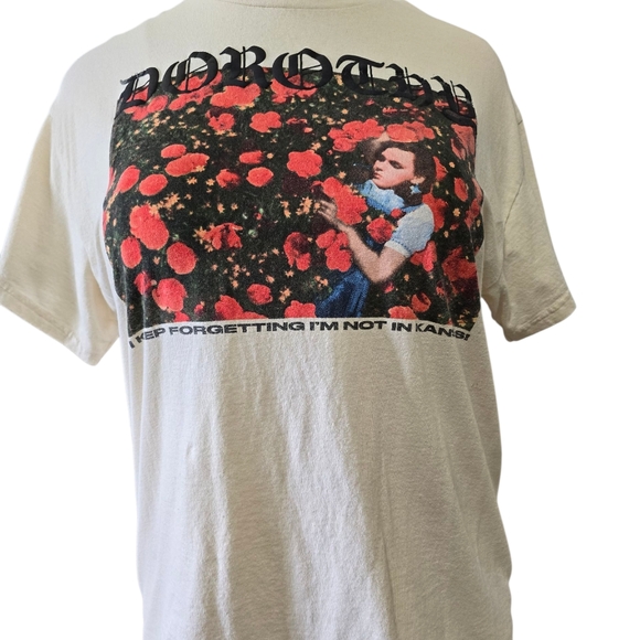 Women's Graphic Tee Bundle Of 2 - Picture 5 of 7